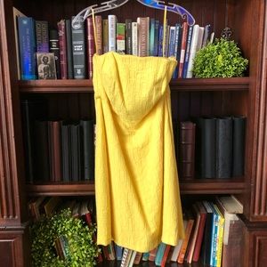 Structured yellow strapless dress